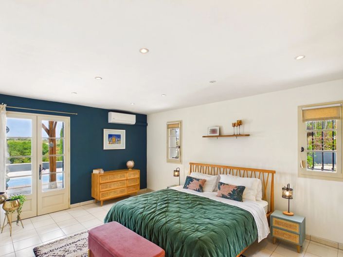 Image No.10-4 Bed House for sale