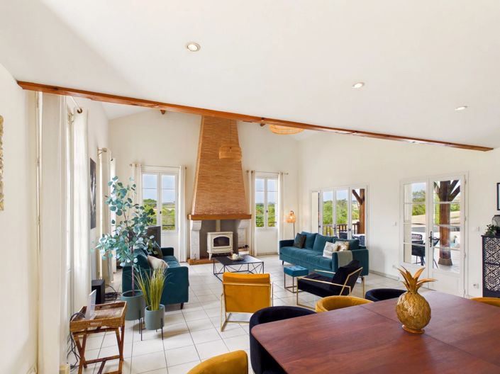 Image No.8-4 Bed House for sale