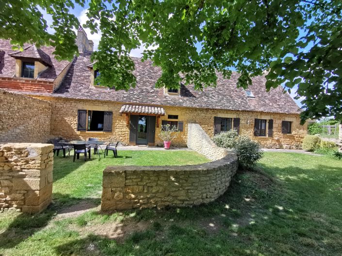 Image No.9-8 Bed House for sale