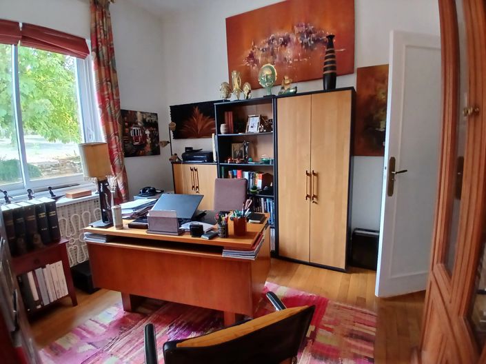 Image No.6-7 Bed House for sale