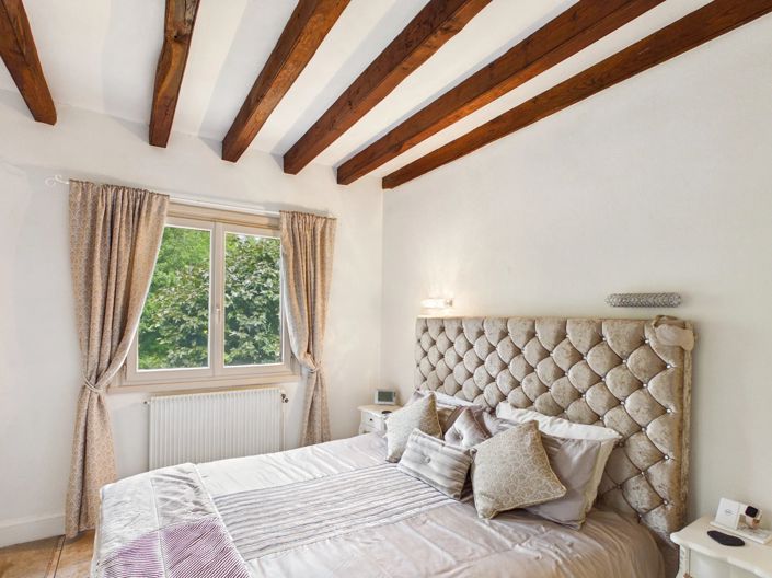 Image No.5-5 Bed House for sale