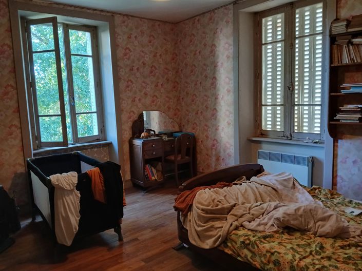 Image No.3-4 Bed House for sale