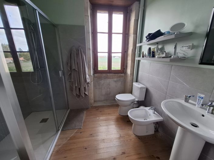 Image No.9-4 Bed Village House for sale