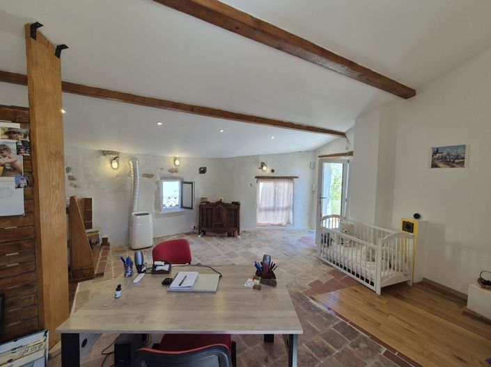 Image No.14-4 Bed House for sale
