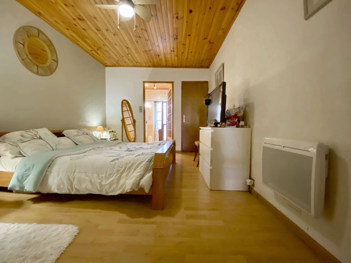 Image No.8-3 Bed Village House for sale