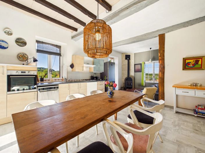 Image No.10-8 Bed House for sale