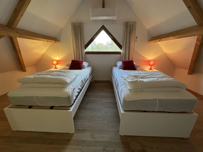 Image No.6-4 Bed House for sale