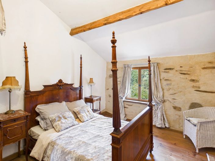 Image No.11-5 Bed House for sale