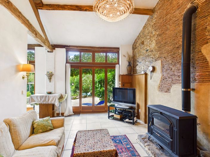 Image No.7-5 Bed House for sale