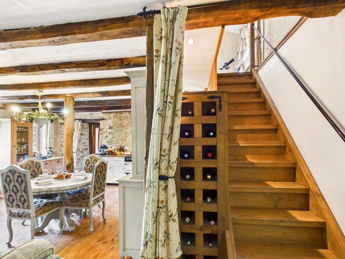 Image No.9-5 Bed House for sale