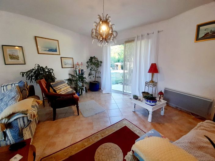 Image No.6-3 Bed House for sale