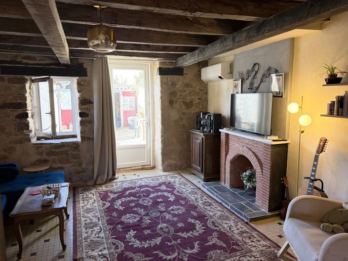 Image No.6-2 Bed House for sale