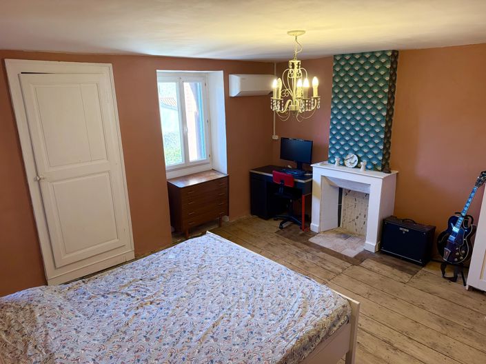 Image No.8-2 Bed House for sale