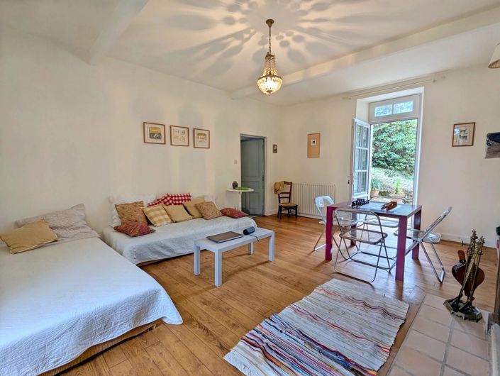 Image No.7-2 Bed House for sale
