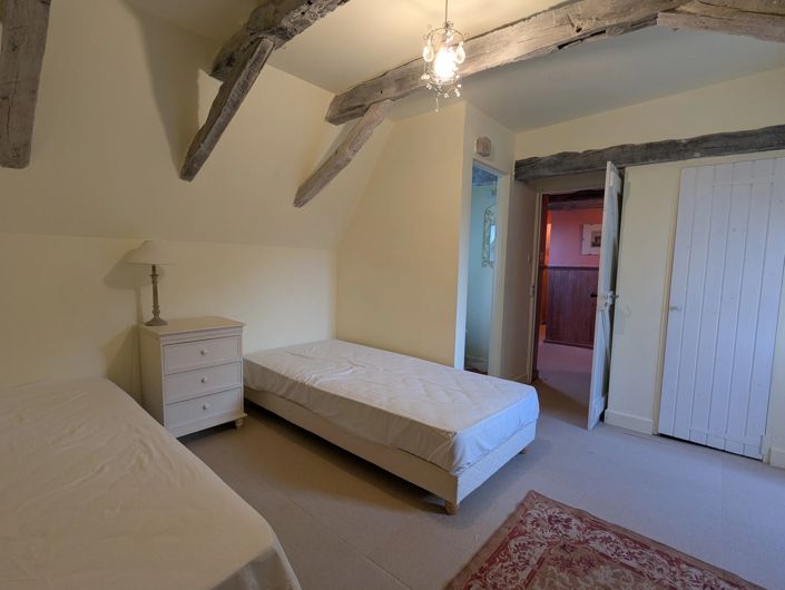 Image No.9-2 Bed House for sale