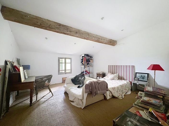 Image No.11-9 Bed House for sale