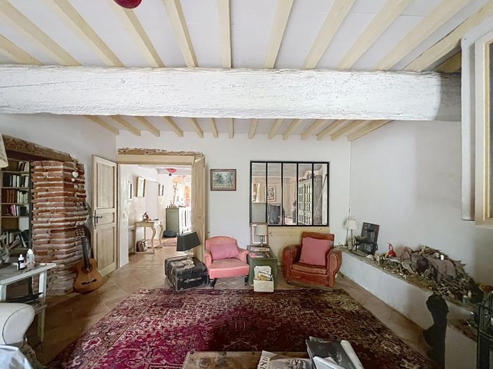 Image No.6-9 Bed House for sale