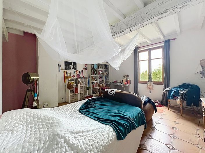 Image No.9-9 Bed House for sale