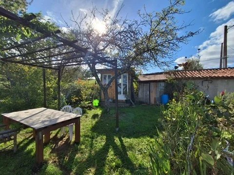 Image No.9-3 Bed House for sale