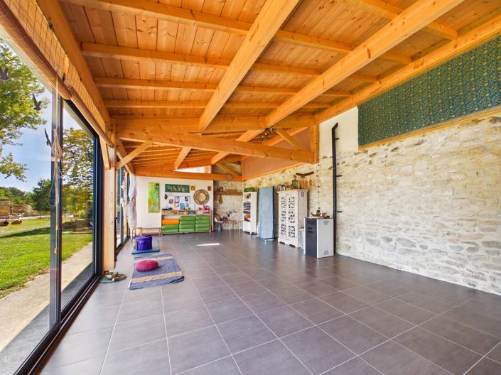 Image No.12-8 Bed House for sale