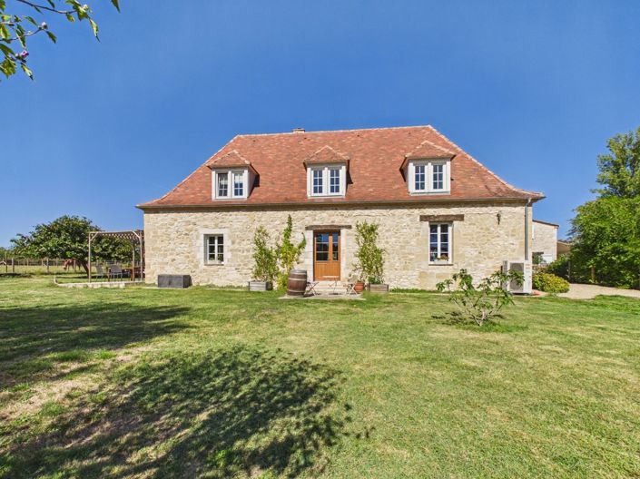 Image No.4-8 Bed House for sale