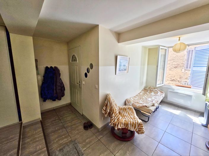 Image No.3-1 Bed Property for sale