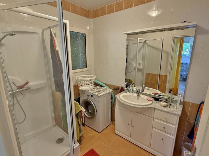 Image No.6-3 Bed House for sale