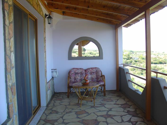 Image No.18-2 Bed House for sale