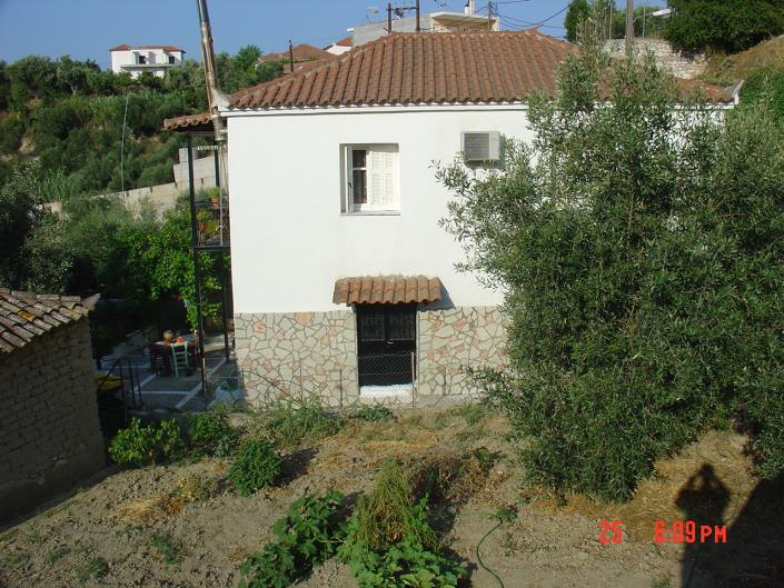 Image No.1-3 Bed House for sale