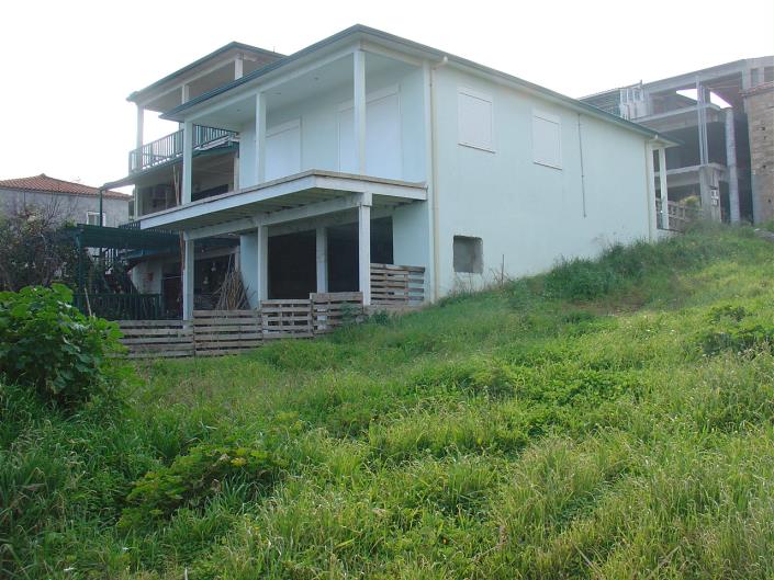 Image No.4-2 Bed House for sale