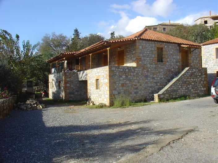 Image No.2-Maison de 1 chambre à vendre à Stoupa