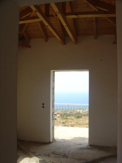 Image No.5-2 Bed House for sale