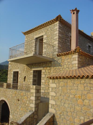 Image No.9-2 Bed House for sale