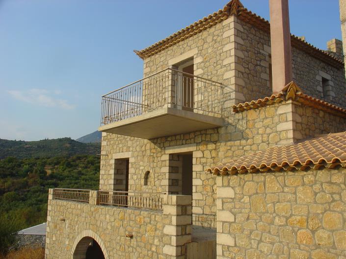 Image No.10-2 Bed House for sale