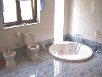 Real-Estate-605--4-