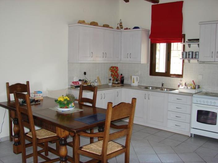 Image No.2-4 Bed House for sale