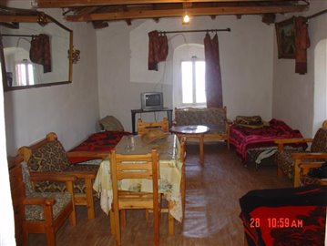 6-Houses in Ag Nikos. Inner Mani 031