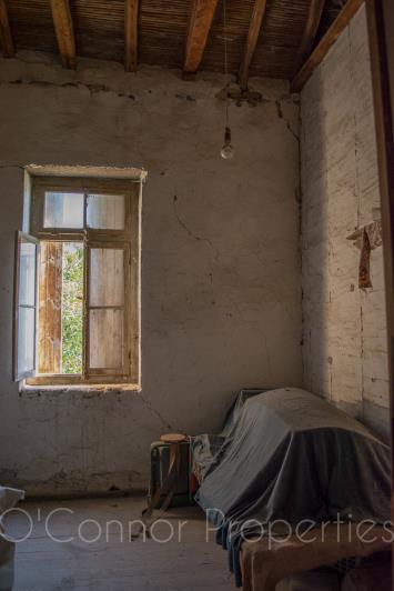 Image No.12-1 Bed Property for sale