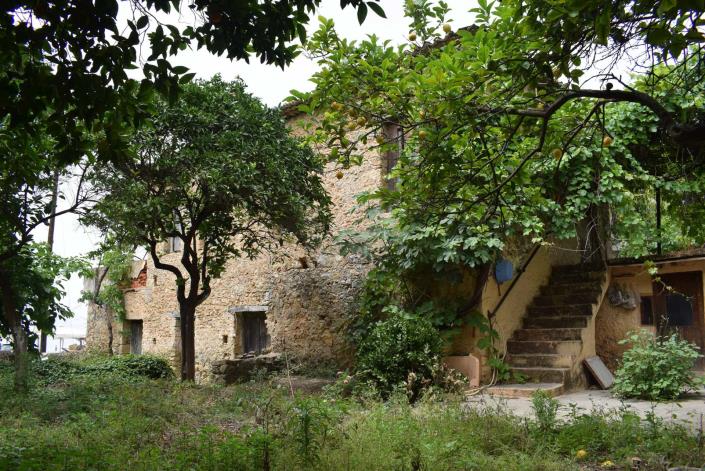 Image No.18-1 Bed Property for sale