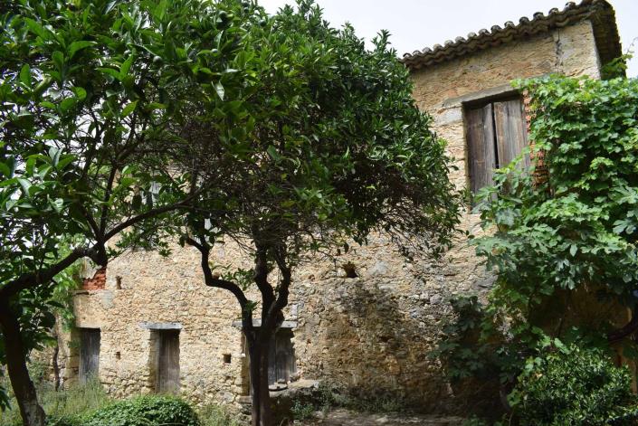 Image No.20-1 Bed Property for sale