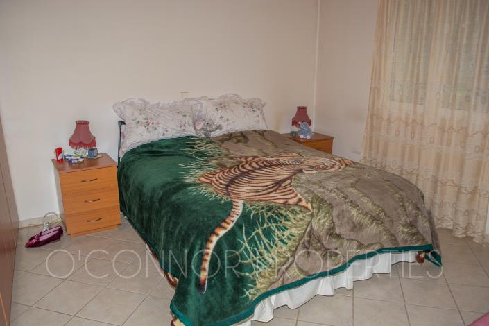 Image No.8-2 Bed House for sale