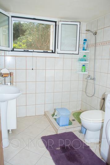 Image No.13-2 Bed House for sale