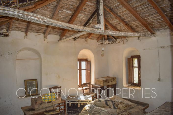 Image No.4-2 Bed House for sale