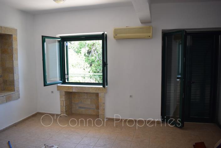 Image No.8-3 Bed Village House for sale