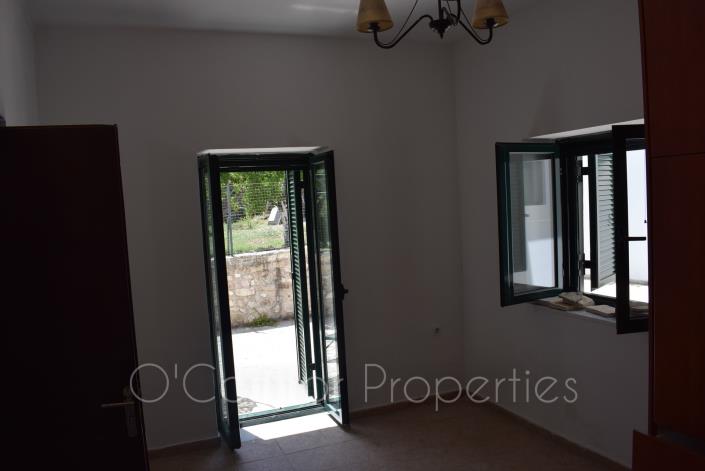 Image No.10-3 Bed Village House for sale