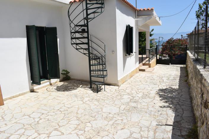 Image No.12-3 Bed Village House for sale