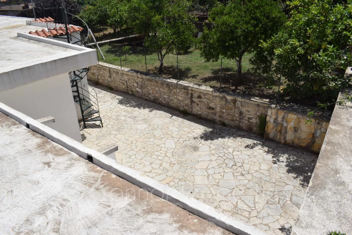 Image No.15-3 Bed Village House for sale