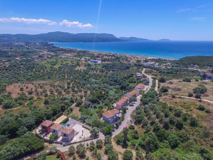 Image No.17-9 Bed Condo for sale