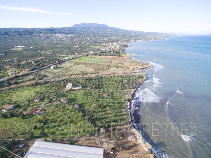 Image No.8-4 Bed Gite for sale