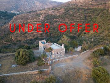 Propriété de 2 chambres à vendre à Laconie